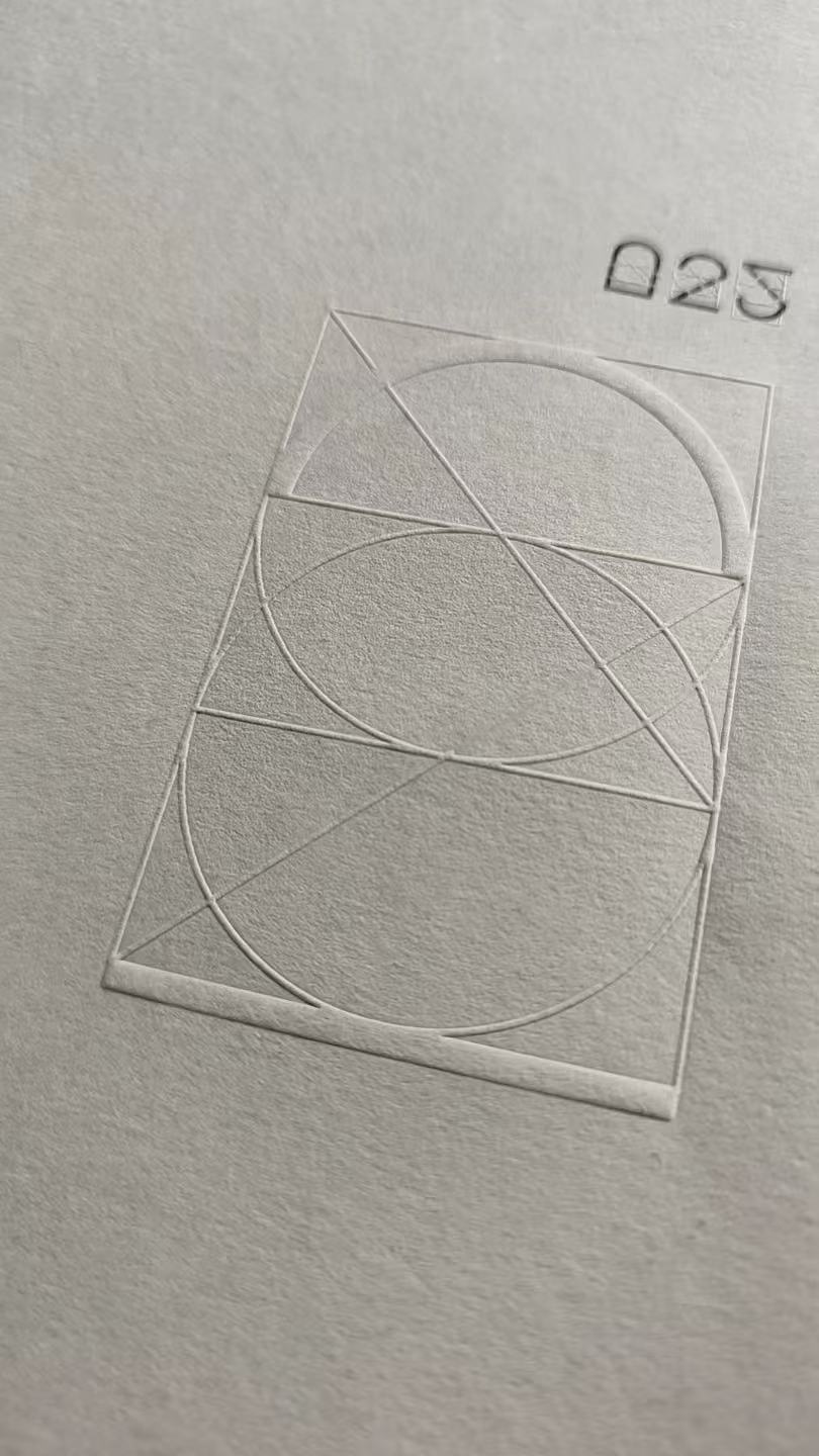The embossed N25 mark on packaging